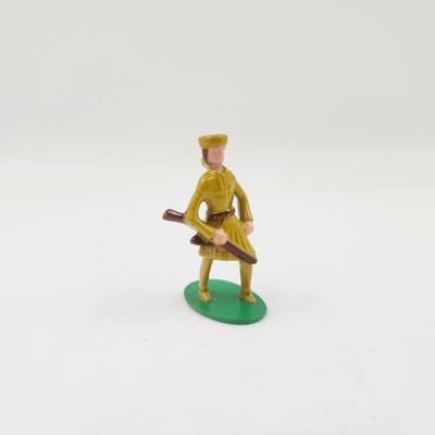 LINCOLN LOGS METAL HUNTER FIGURINE