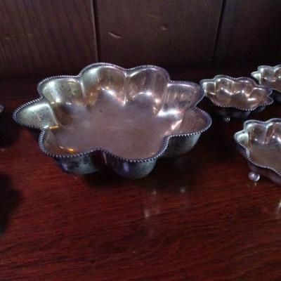 LOT 106. STERLING SILVER BOWLS