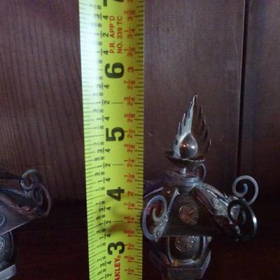 LOT 116. HOME DECOR