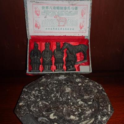 LOT 118. TERRACOTTA WARRIOR SET AND STONE HOT PLATE