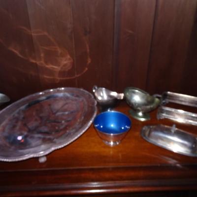 LOT 123. SILVER PLATE ITEMS