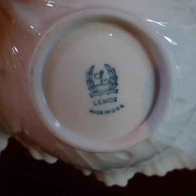 LOT 132. LENOX DECORATIVE BOWL AND CRYSTAL BOWLS