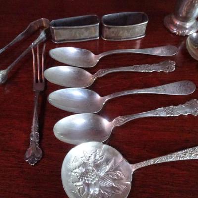 LOT 133. STERLING SILVER ITEMS