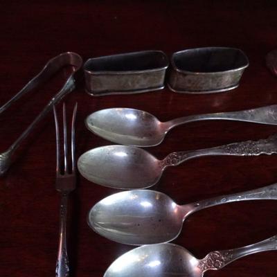 LOT 133. STERLING SILVER ITEMS