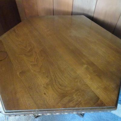 LOT 158. ANTIQUE 1920'S SPANISH REVIVAL HEXAGONAL SIDE TABLE
