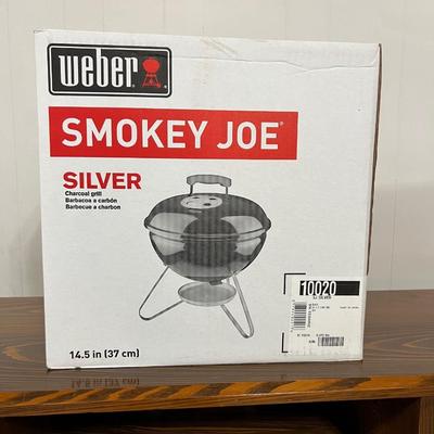 WEBER SMOKEY JOE GRILL