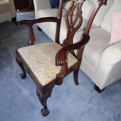 LOT 155. ARM CHAIR