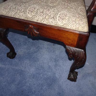 LOT 155. ARM CHAIR