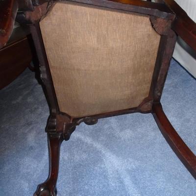 LOT 155. ARM CHAIR
