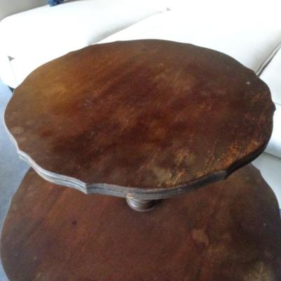 LOT 161. TWO TIER TABLE