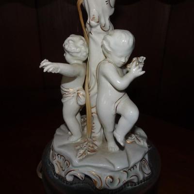 LOT 163. PAIR OF VINTAGE CHERUB LAMPS