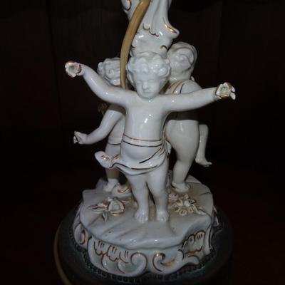 LOT 163. PAIR OF VINTAGE CHERUB LAMPS