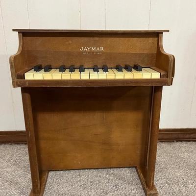 VINTAGE JAYMAR Childâ€™s Piano *See Description*