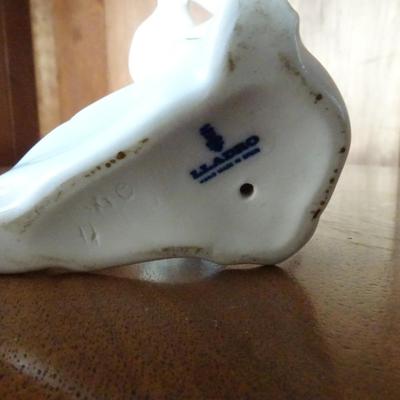 LOT 165. LLADRO ANGEL