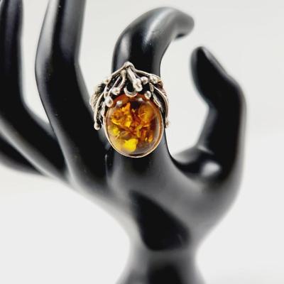 BEAUTIFUL .925 SILVER & AMBER RING SIZE 7.5