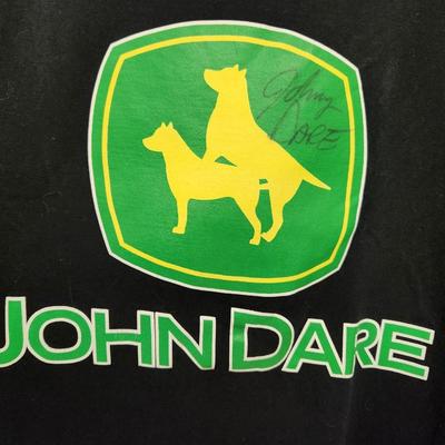 KANSAS CITY JOHNNY DARE SIGNED TSHIRT SIZE XL