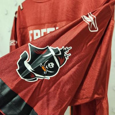 BUCCANEER #5 SIZE LARGE FREEMAN FOOTBALL JERSEY (UNSIGNED)