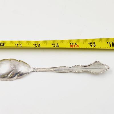 INTERNATIONAL DEEP SILVER FRILLED SPOON