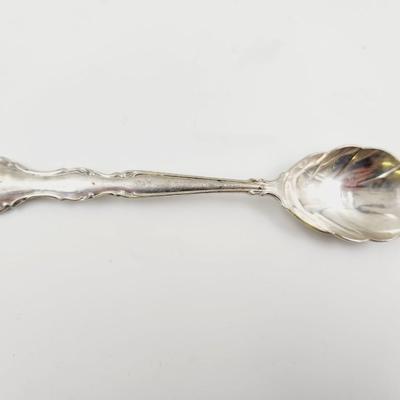 INTERNATIONAL DEEP SILVER FRILLED SPOON