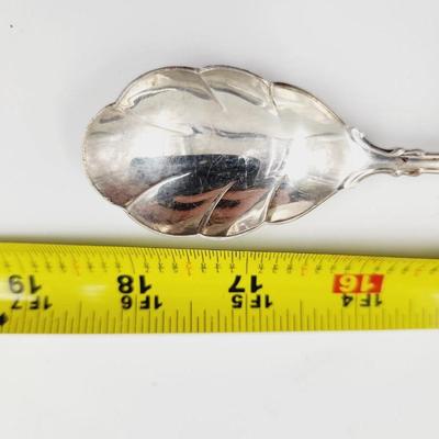 INTERNATIONAL DEEP SILVER FRILLED SPOON