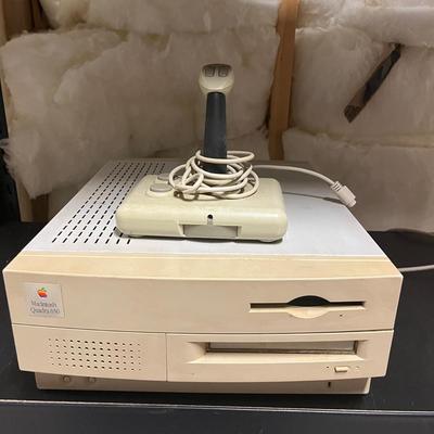 Apple Macintosh Quadra 650 & Gravis Joystick (BS-MG)