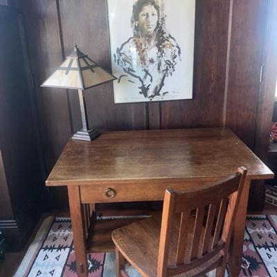 Craftsman desk lamp *shade is cracked*