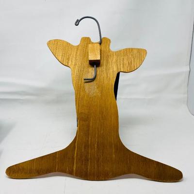 Wood giraffe clothes hanger