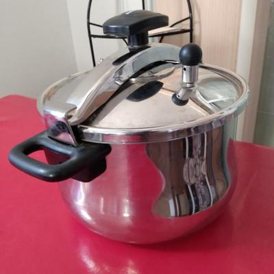 Pressure Cooker