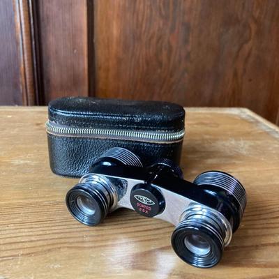 Vintage binocular/Opera glasses