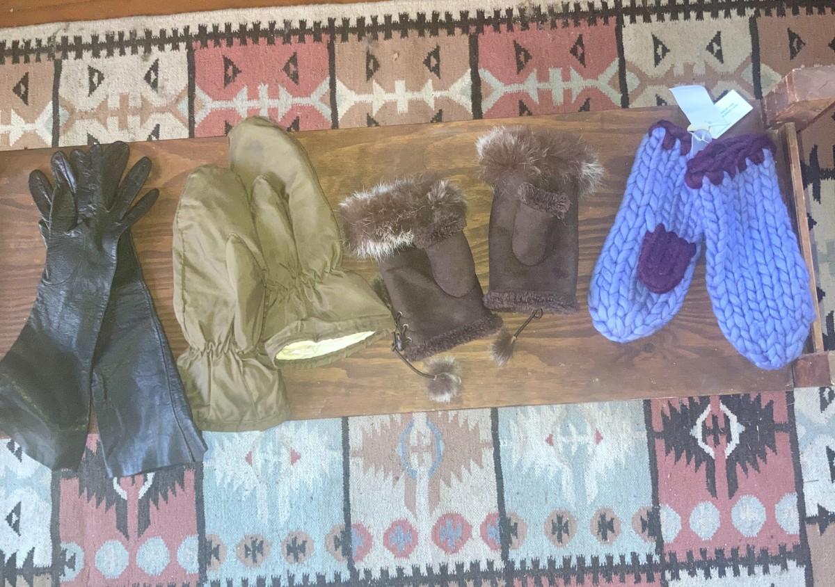 Lot of gloves and mittens