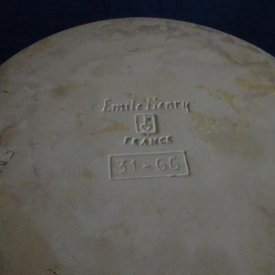 LOT 170. EMILE HENRY PIE PLATES