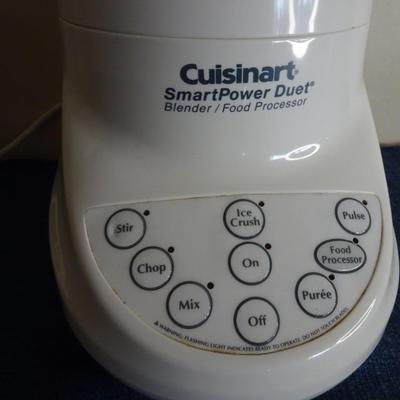 LOT 177. CUISINART BLENDER/FOOD PROCESSOR