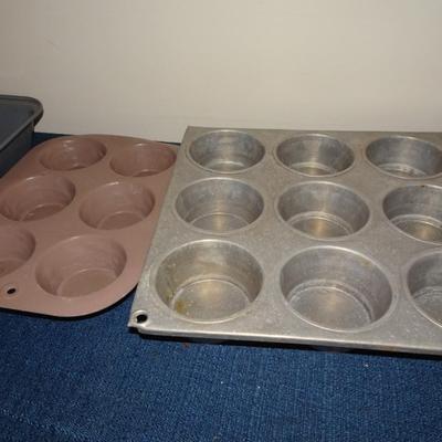 LOT 183. BAKING ITEMS