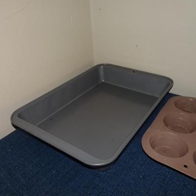 LOT 183. BAKING ITEMS