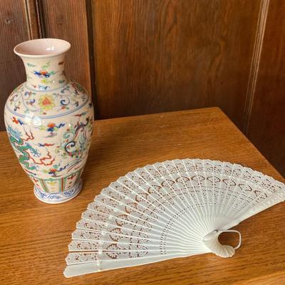 Asian motif vase and decorative fan