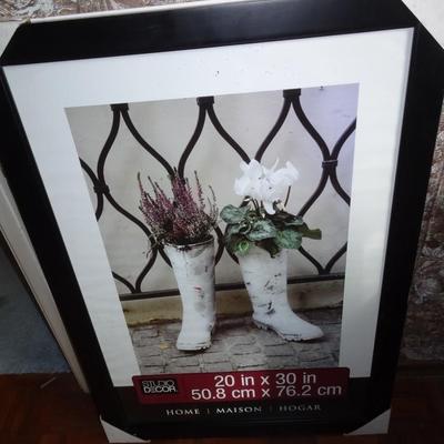 LOT 198. 20 X 30" PICTURE FRAME