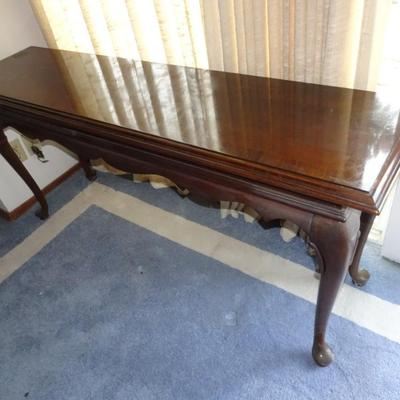 LOT 202. SOFA TABLE.