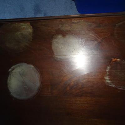 LOT 203  END TABLE
