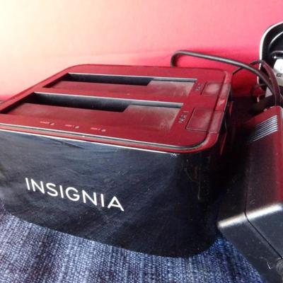 LOT 211. INSIGNIA DUAL HAARD DRIVE DOCKING STATION, PORTABLE SCANNER AND EARWAX CLEAN TOOL