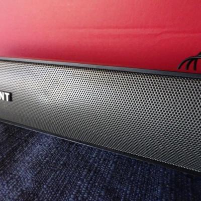 LOT 212. ELEGANT DRIVE SPEAKER