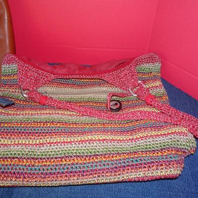 LOT 220. PURSES AND BAGS