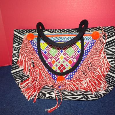 LOT 219 MUILTI COLOR PURSE