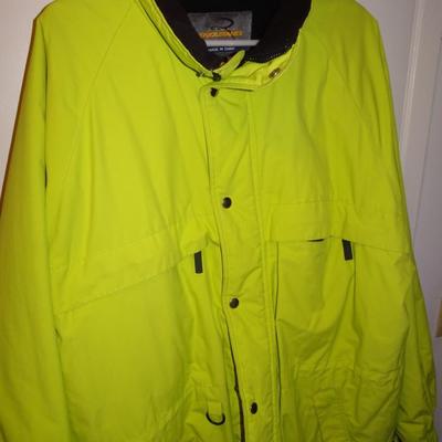 LOT 231. ENDURANCE BRAND LARGE WATER RESISTANCE JACKET