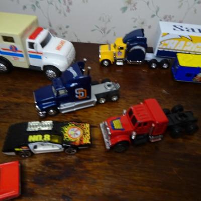 LOT 269. COLLECTION OF TOY TRUCKS AND CARS
