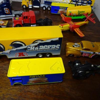 LOT 269. COLLECTION OF TOY TRUCKS AND CARS
