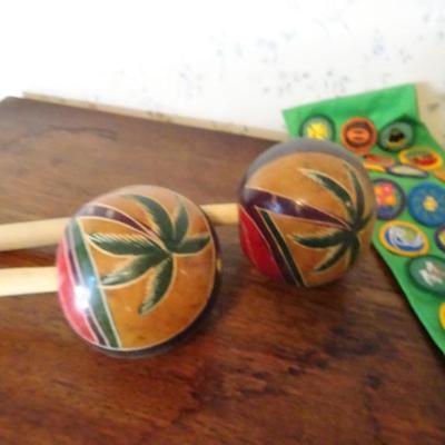 LOT 247. VINTAGE GIRL SCOUT SASH AND TWO MARACAS