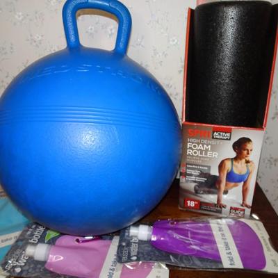 LOT 248FOAM ROLLER, 3 WATER BOTTLES, HEDSTROM BALL