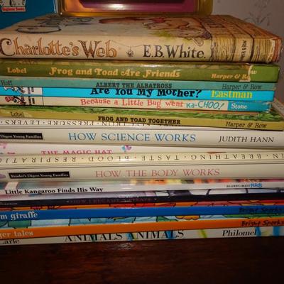 LOT 249. COLLECTION OF CHILDREN'S BOOKS