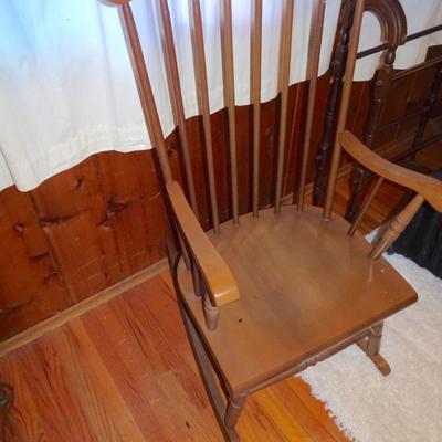 LOT 250. WOOD ROCKING CHAIR