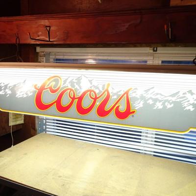 LOT 300. VINTAGE COORS HANGING LIGHT